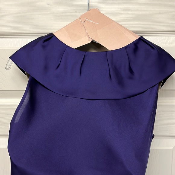 Ann Taylor sleeveless ruffle accented top - Picture 2 of 3